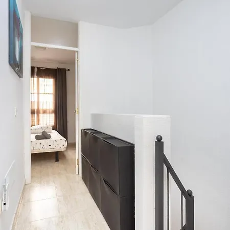 Duplex On The By Sunkeyrents كالاو سالفاجي