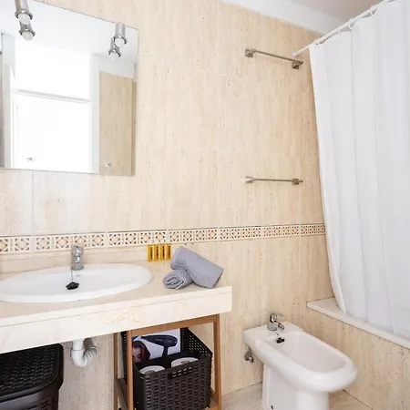 Duplex On The By Sunkeyrents شقة *