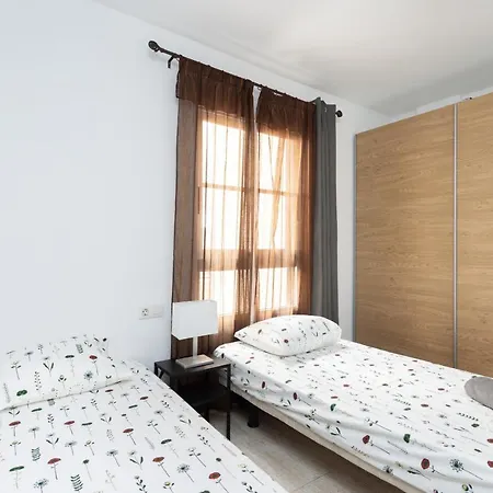 아파트 Duplex On The By Sunkeyrents 칼라오살바헤
