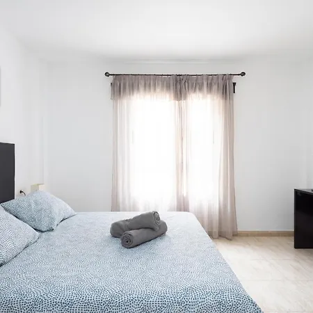 Duplex On The By Sunkeyrents * 칼라오살바헤